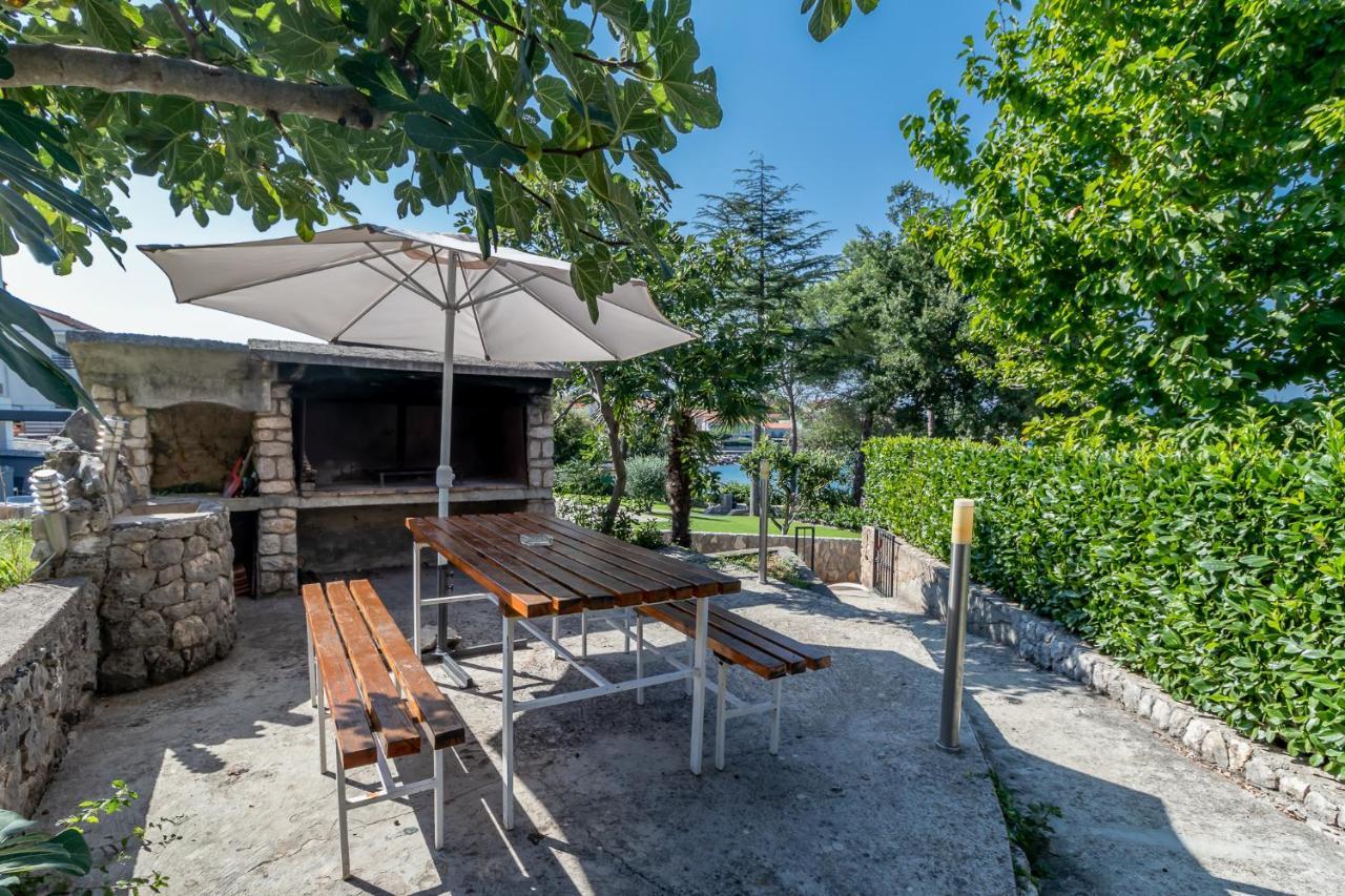 Maestral Apartment